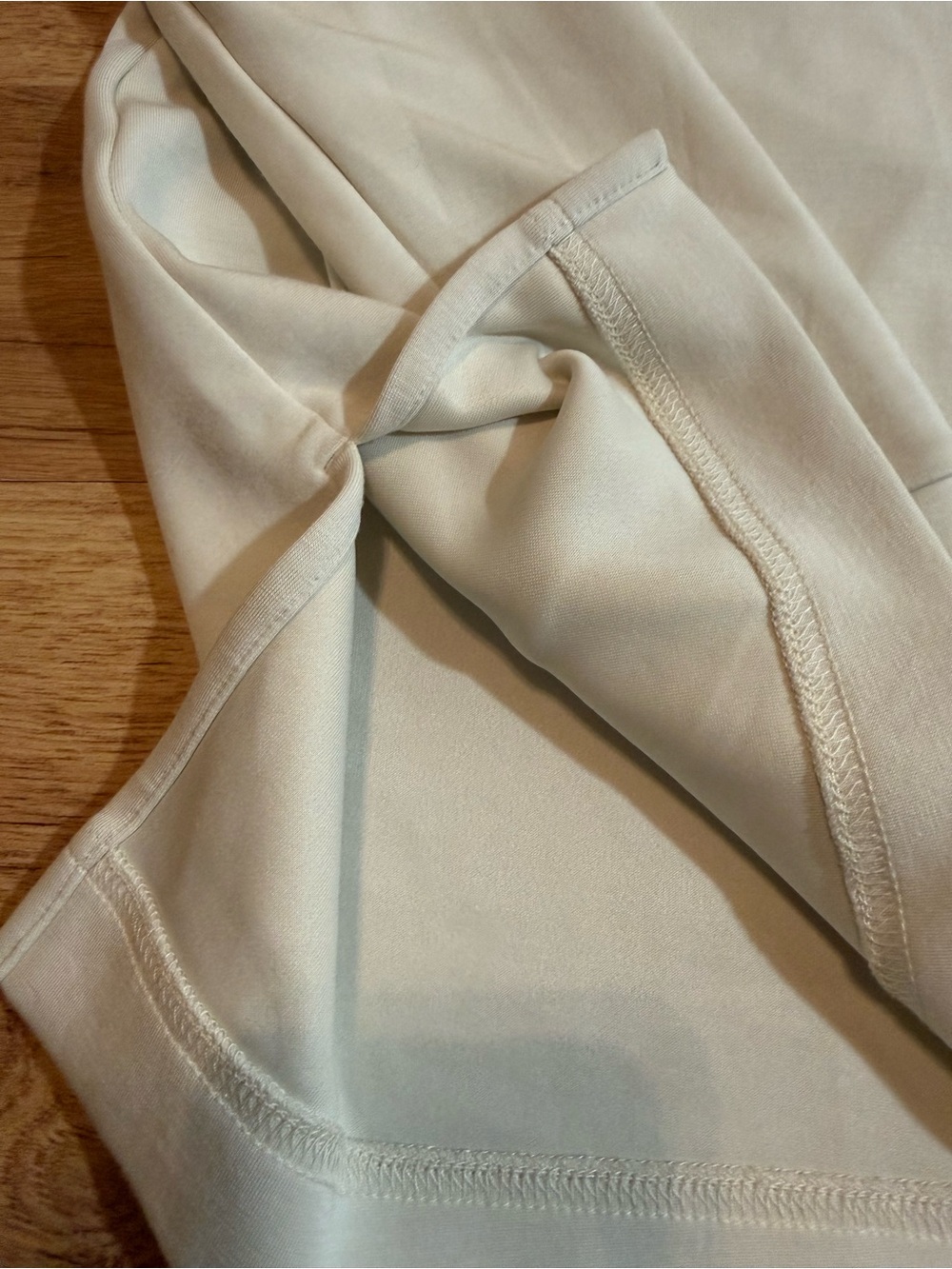 Tommy Bahama Women’s S/P White Collared Long Sleeve Pullover Top - Picture 5 of 7